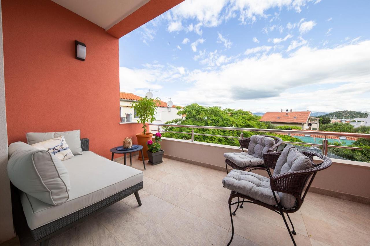 Apartments Leonarda Murter Exterior foto