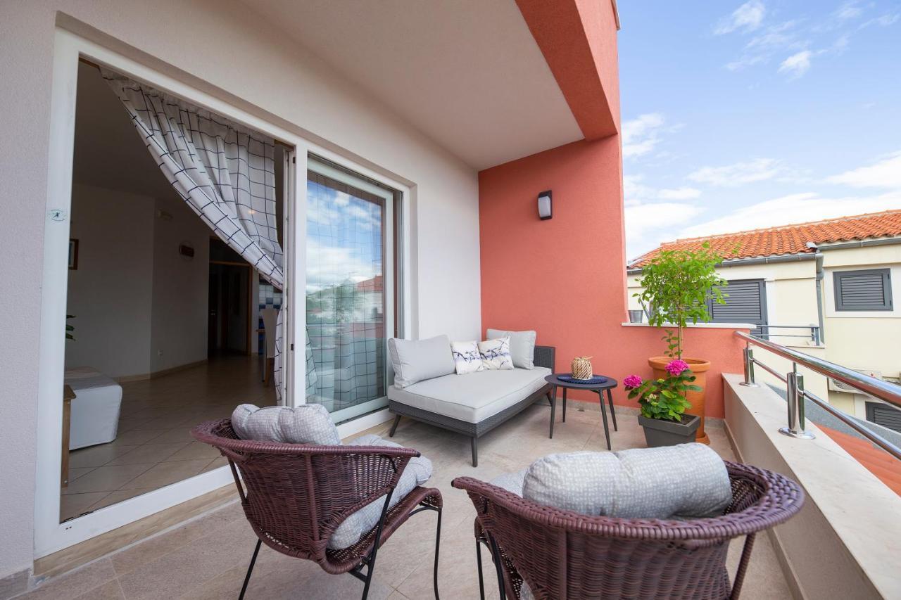 Apartments Leonarda Murter Exterior foto